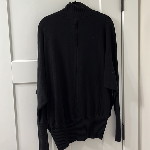 Express Cardigan - Picture 2 of 4